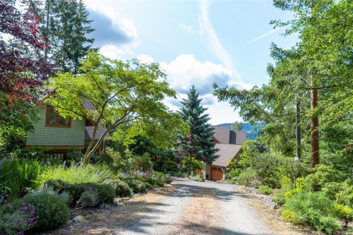 121 Howard Rd, Salt Spring, BC 