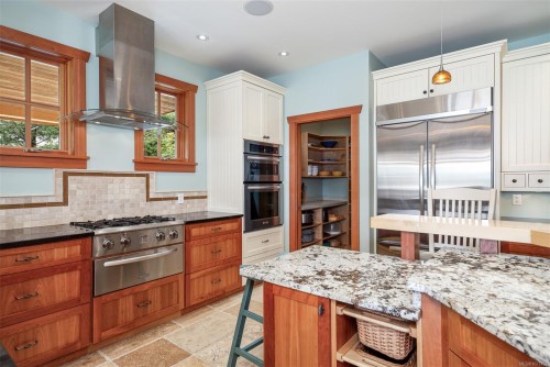 121 Howard Rd, Salt Spring, BC 