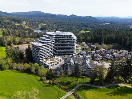 1402-2000 Hannington Rd, Langford, BC - Outdoor With View