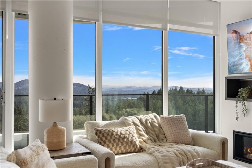1402-2000 Hannington Rd, Langford, BC - Indoor Photo Showing Living Room