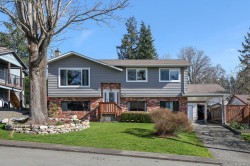 512 Brooklyn Pl  Comox, BC V9M 3G6