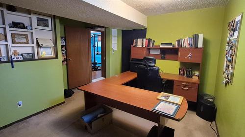 707 12Th Avenue, Cranbrook, BC - Indoor Photo Showing Office