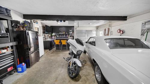2001 8Th Avenue, Cranbrook, BC - Indoor Photo Showing Garage