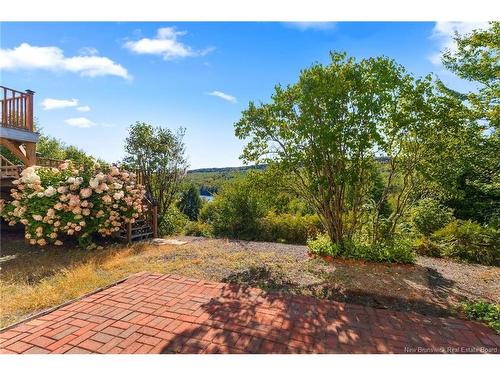 18 Hillview St, Upper Kingsclear, NB 