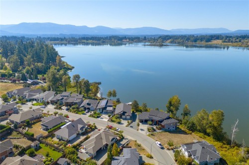 1835 Westlock Rd, Duncan, BC 
