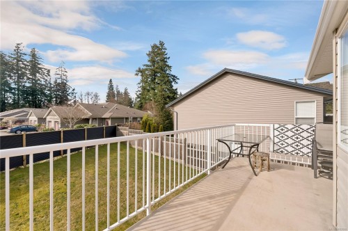 313 Harrogate Rd, Campbell River, BC 