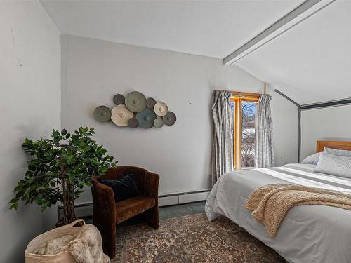 61 Withrod Drive, Halifax, NS 