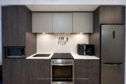 303-70 Annie Craig Drive  Toronto, ON M8V 0G2