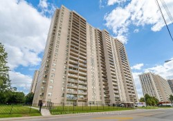2212-155 Marlee Avenue  Toronto, ON M6B 4B5