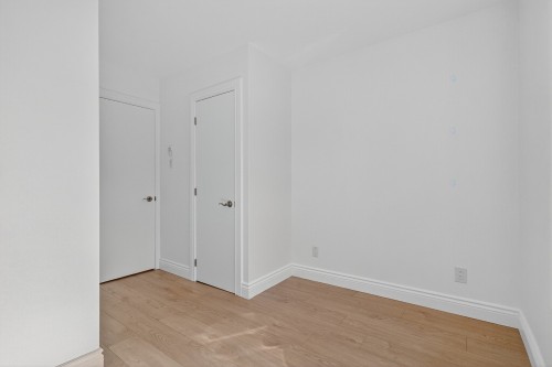 Chambre à coucher - 1149 Rue Jardin, Montréal (Le Sud-Ouest), QC - Indoor Photo Showing Other Room