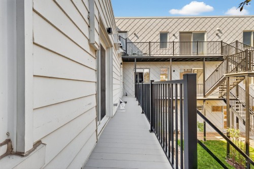 Balcon - 1149 Rue Jardin, Montréal (Le Sud-Ouest), QC - Outdoor With Exterior