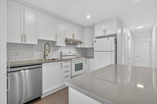 Cuisine - 1149 Rue Jardin, Montréal (Le Sud-Ouest), QC - Indoor Photo Showing Kitchen