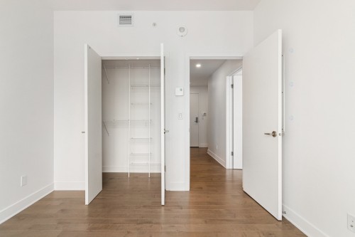 Bedroom - 910-5265 Rue Mackenzie, Montréal (Côte-Des-Neiges/Notre-Dame-De-Grâce), QC - Indoor Photo Showing Other Room