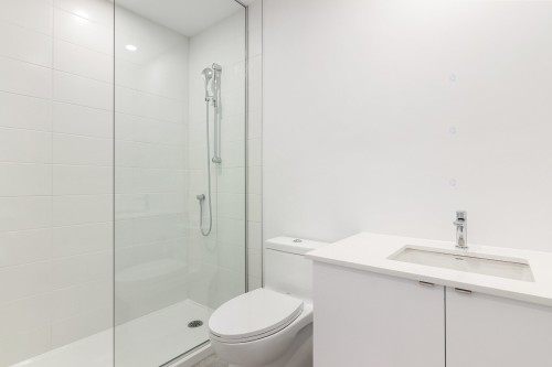 Bathroom - 910-5265 Rue Mackenzie, Montréal (Côte-Des-Neiges/Notre-Dame-De-Grâce), QC - Indoor Photo Showing Bathroom