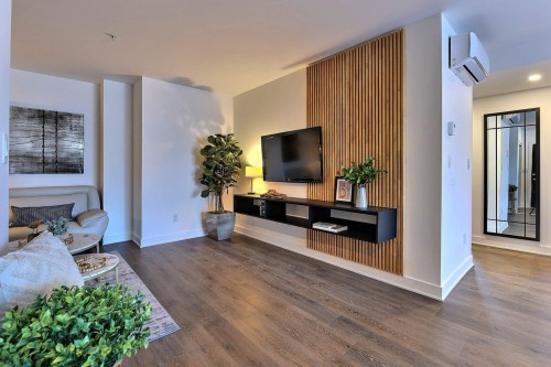 Living Room - 201-3900 Boul. Henri-Bourassa E., Montréal (Montréal-Nord), QC - Indoor Photo Showing Living Room