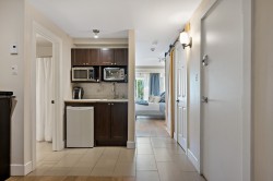 Kitchenette - 