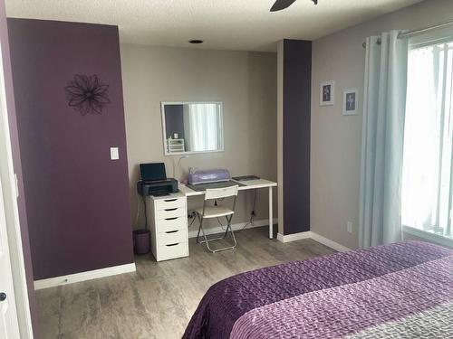 422 Birch Crescent, Nakina, ON - Indoor Photo Showing Bedroom