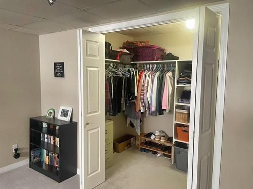 422 Birch Crescent, Nakina, ON - Indoor Photo Showing Other Room