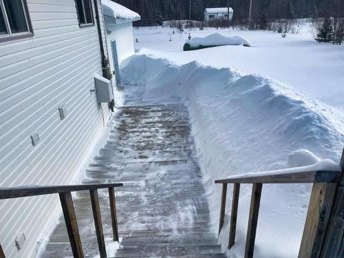 422 Birch Crescent, Nakina, ON - Outdoor