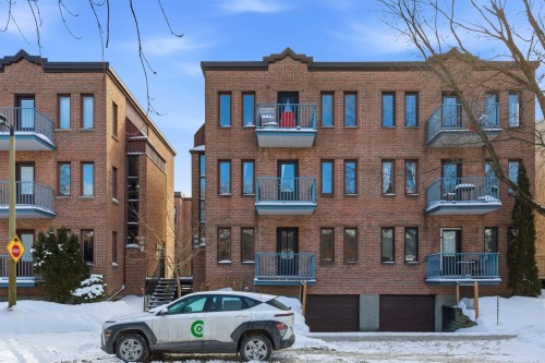 2350 Rue Workman  Montréal (Le Sud-Ouest), QC H3J 1L6