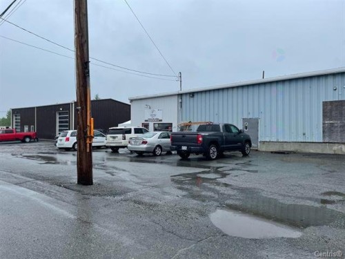 Stationnement - 25 Av. Chaudière, Rouyn-Noranda, QC - Outdoor