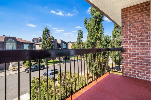 Balcony - 5901 Av. Brandeis, Côte-Saint-Luc, QC - Outdoor With Exterior