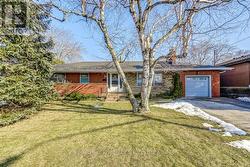 15 LOMA DRIVE  Hamilton, ON L8G 2W6