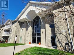 205C - 1099 CLONSILLA AVENUE Peterborough (Otonabee Ward 1), ON K9J 8L8