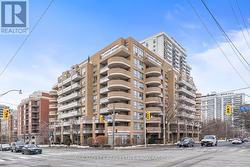613 - 245 DAVISVILLE AVENUE  Toronto (Mount Pleasant West), ON M4S 3H4
