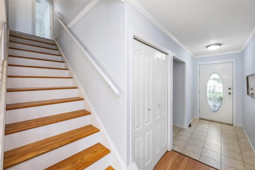 2018 Deborah Pl, Duncan, BC 