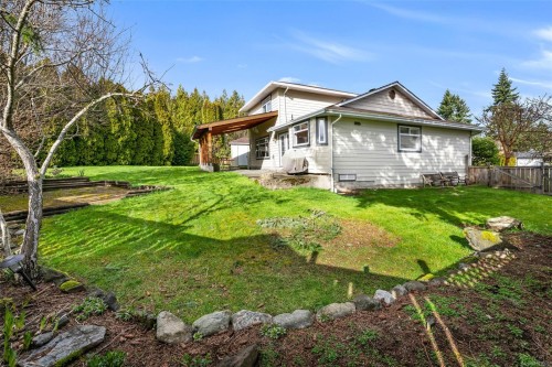 2018 Deborah Pl, Duncan, BC 