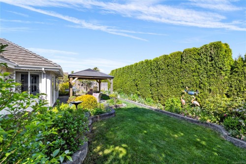 1157 Ormonde Rd, Qualicum Beach, BC 