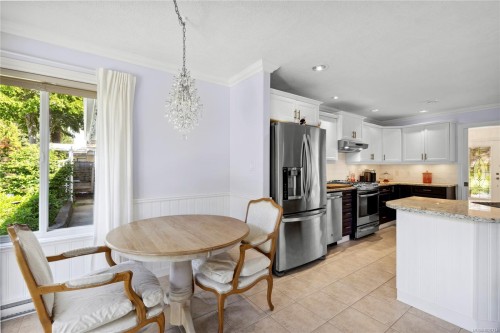 1157 Ormonde Rd, Qualicum Beach, BC 