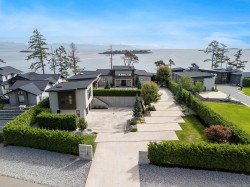 1724 Oak Leaf Dr  Nanoose Bay, BC V9P 9J4