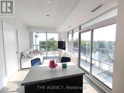 305 - 2 TEAGARDEN COURT  Toronto, ON M2N 0L6