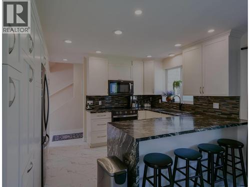 1750 Beach Crescent, Quesnel, BC - Indoor Photo Showing Kitchen