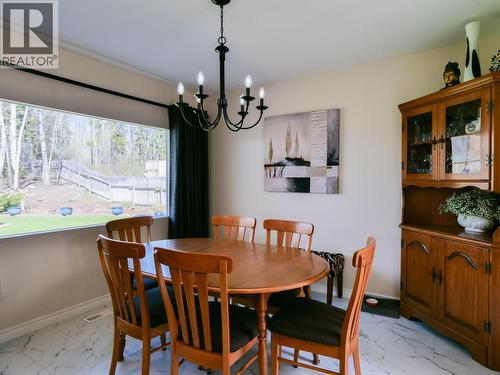 1750 Beach Crescent, Quesnel, BC - Indoor Photo Showing Dining Room