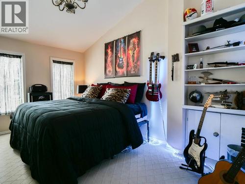 1750 Beach Crescent, Quesnel, BC - Indoor Photo Showing Bedroom