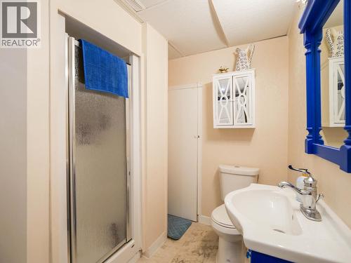 1750 Beach Crescent, Quesnel, BC - Indoor Photo Showing Bathroom