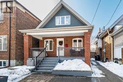 76 NINTH STREET  Toronto, ON M8V 3E4