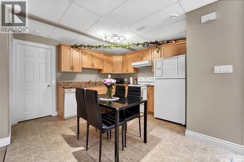 1506 Patrick Place, Saskatoon, SK - Indoor Photo Showing Kitchen