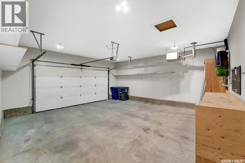 1506 Patrick Place, Saskatoon, SK - Indoor Photo Showing Garage