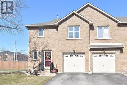 36 - 2774 KING STREET E  Hamilton, ON L8G 1J4