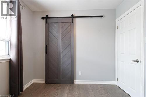 1601 Sandgate Crescent, Mississauga, ON - Indoor Photo Showing Other Room