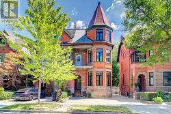 3RD FLR - 101 BEDFORD ROAD  Toronto, ON M5R 2K4