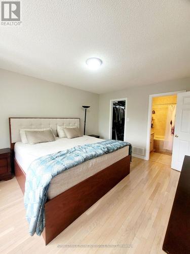 5231 Autumn Harvest Way, Burlington, ON - Indoor Photo Showing Bedroom