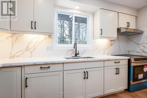 627 Glen Forrest Boulevard, Waterloo, ON - Indoor Photo Showing Kitchen