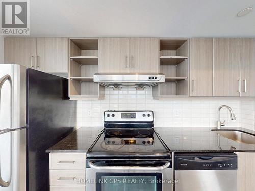 1505 - 160 Vanderhoof Avenue, Toronto, ON - Indoor Photo Showing Kitchen With Upgraded Kitchen