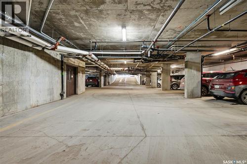 409 5301 Universal Crescent, Regina, SK - Indoor Photo Showing Garage