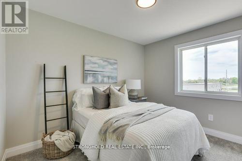 1768 Finley Crescent, London North (North I), ON - Indoor Photo Showing Bedroom